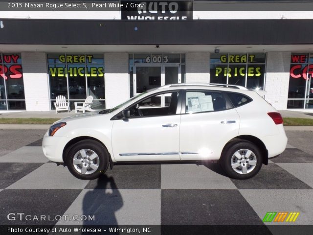 2015 Nissan Rogue Select S in Pearl White