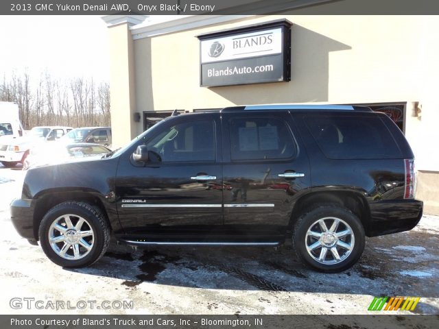 2013 GMC Yukon Denali AWD in Onyx Black