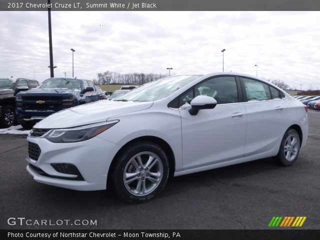 2017 Chevrolet Cruze LT in Summit White