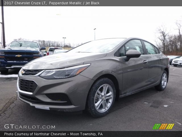 2017 Chevrolet Cruze LT in Pepperdust Metallic