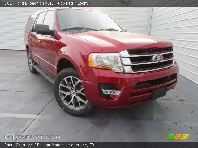 2017 Ford Expedition XLT in Ruby Red