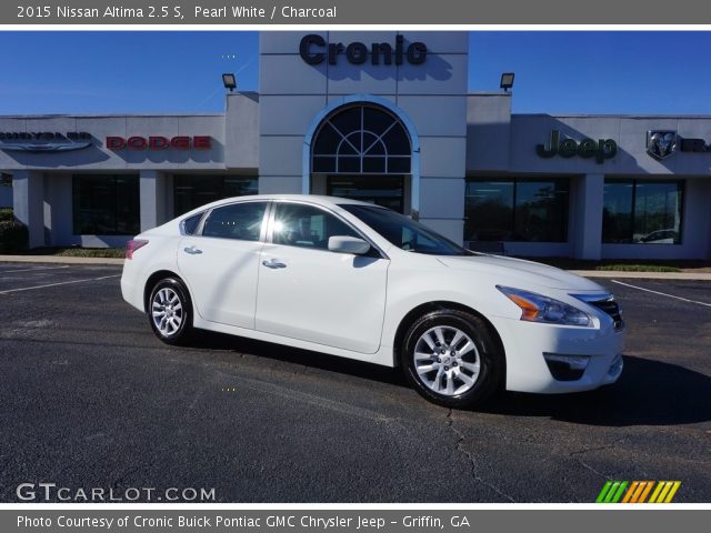 2015 Nissan Altima 2.5 S in Pearl White