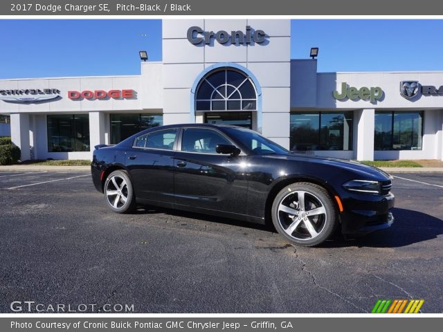 2017 Dodge Charger SE in Pitch-Black