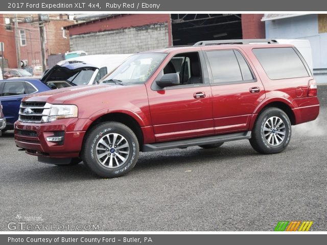 2017 Ford Expedition XLT 4x4 in Ruby Red