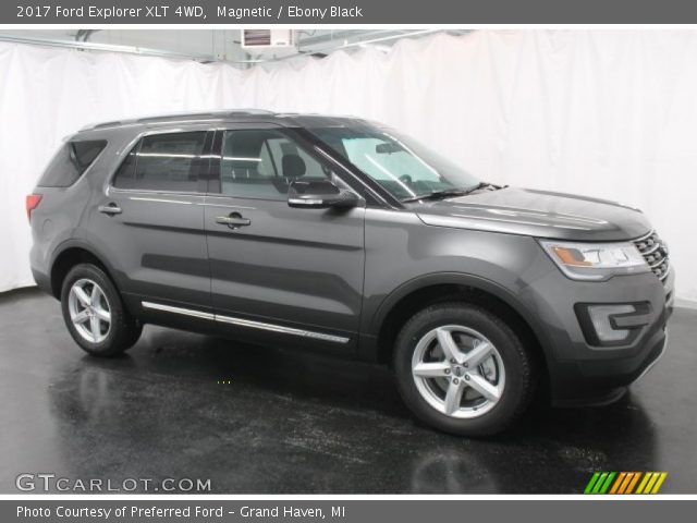 2017 Ford Explorer XLT 4WD in Magnetic