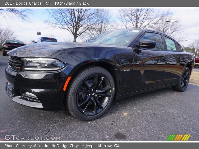2017 Dodge Charger R/T in Pitch-Black