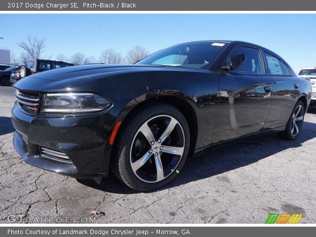 2017 Dodge Charger SE in Pitch-Black