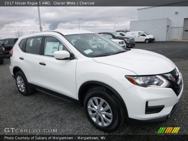 2017 Nissan Rogue S AWD in Glacier White