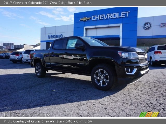 2017 Chevrolet Colorado Z71 Crew Cab in Black