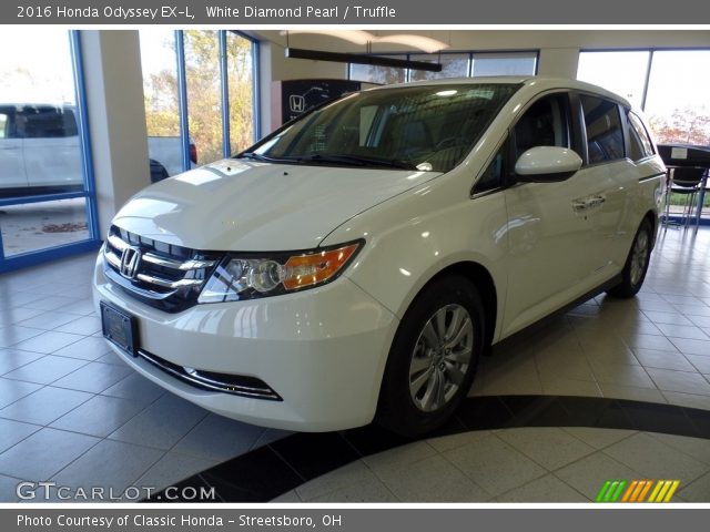 2016 Honda Odyssey EX-L in White Diamond Pearl