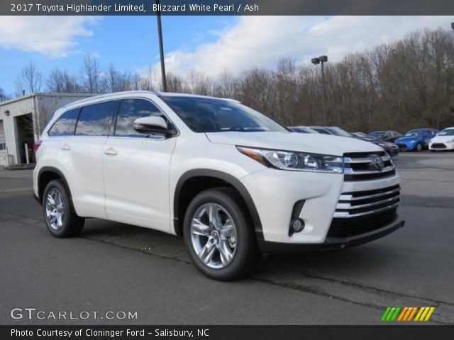 2017 Toyota Highlander Limited in Blizzard White Pearl