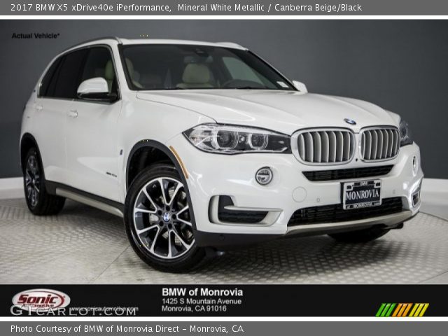 2017 BMW X5 xDrive40e iPerformance in Mineral White Metallic