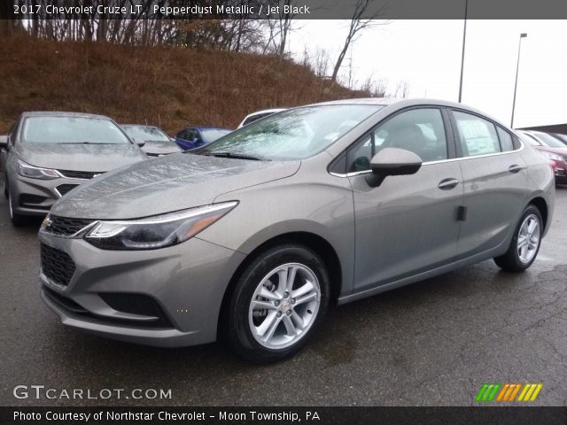 2017 Chevrolet Cruze LT in Pepperdust Metallic