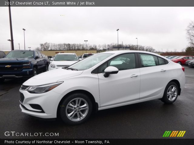 2017 Chevrolet Cruze LT in Summit White
