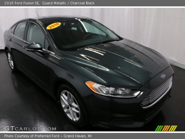 2016 Ford Fusion SE in Guard Metallic