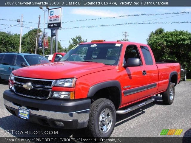 2007 Chevrolet Silverado 2500HD Classic LT Extended Cab 4x4 in Victory Red