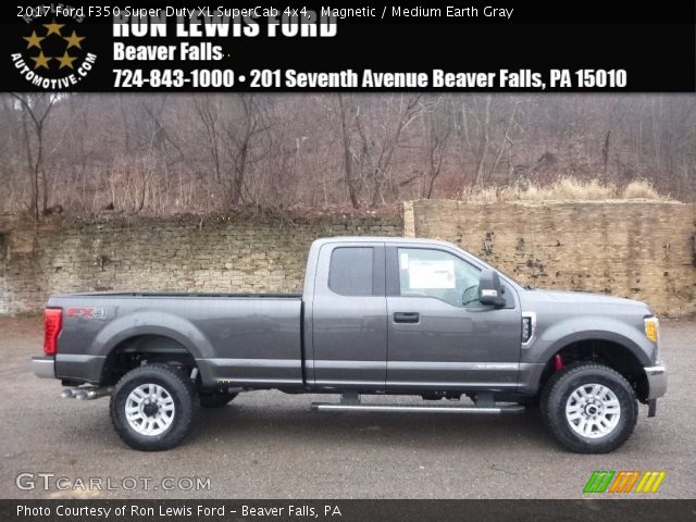 2017 Ford F350 Super Duty XL SuperCab 4x4 in Magnetic
