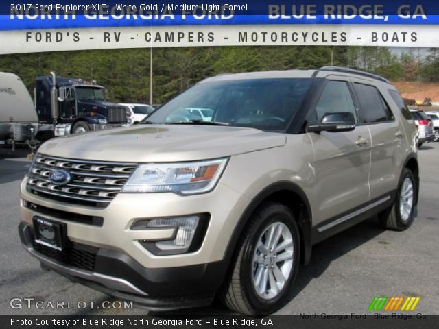 2017 Ford Explorer XLT in White Gold
