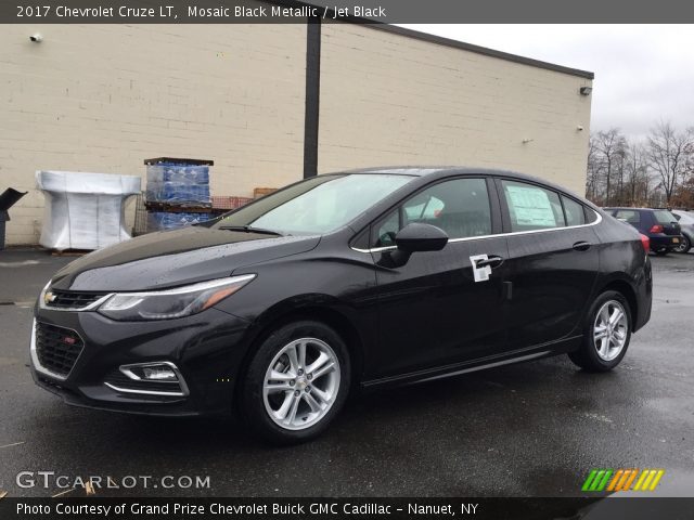 2017 Chevrolet Cruze LT in Mosaic Black Metallic