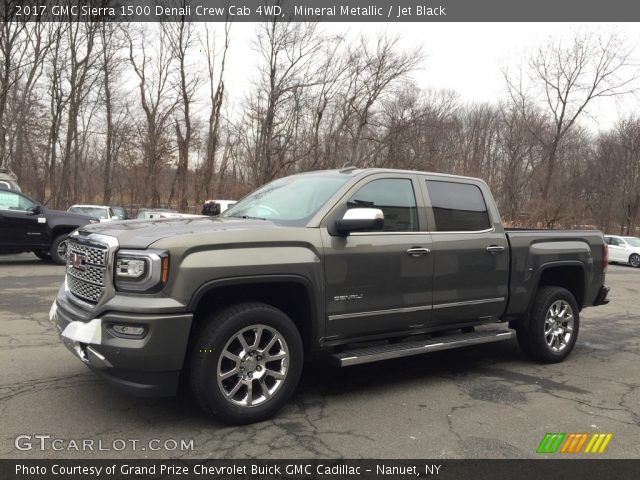 2017 GMC Sierra 1500 Denali Crew Cab 4WD in Mineral Metallic