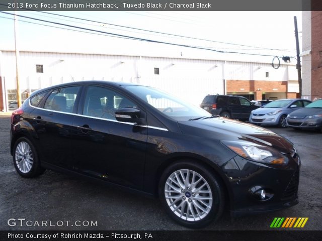 2013 Ford Focus Titanium Hatchback in Tuxedo Black