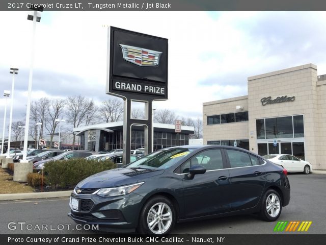 2017 Chevrolet Cruze LT in Tungsten Metallic