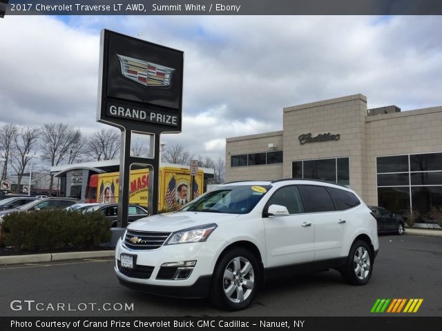 2017 Chevrolet Traverse LT AWD in Summit White