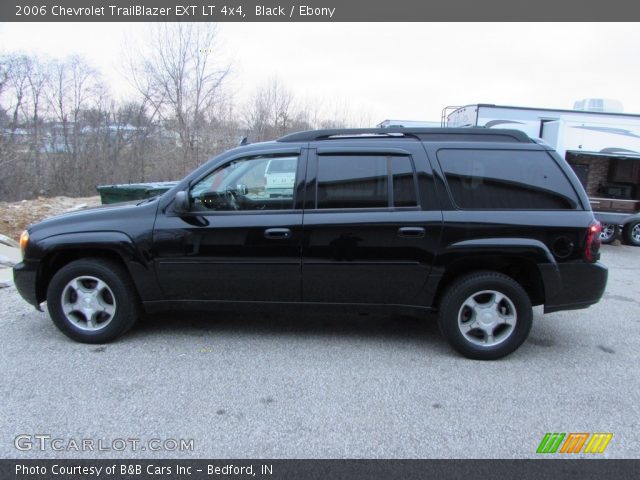 2006 Chevrolet TrailBlazer EXT LT 4x4 in Black