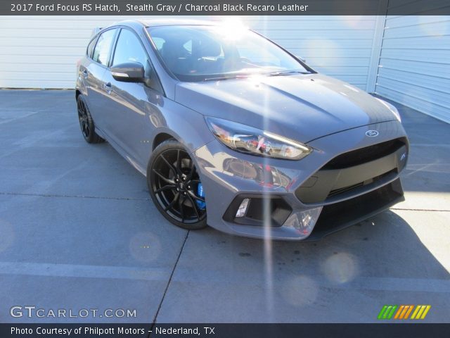 2017 Ford Focus RS Hatch in Stealth Gray