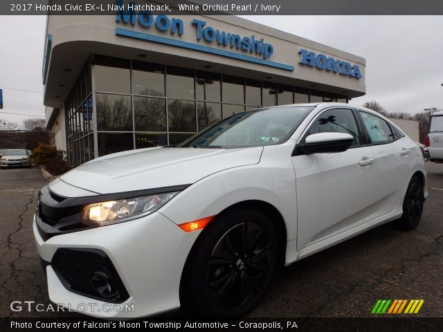 2017 Honda Civic EX-L Navi Hatchback in White Orchid Pearl