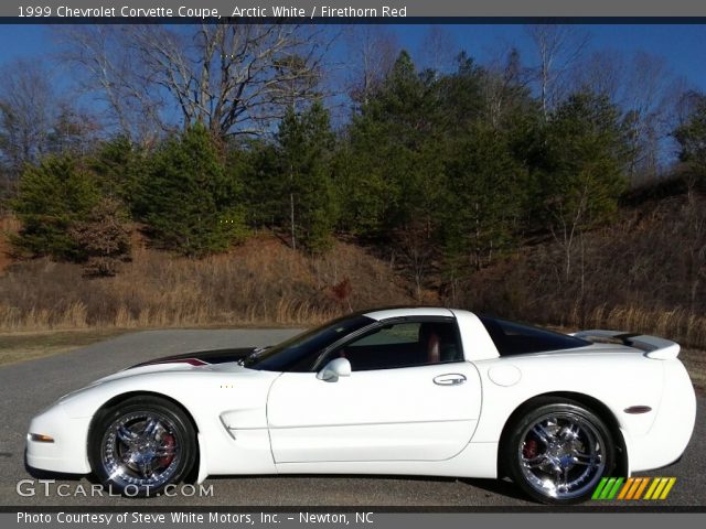 1999 Chevrolet Corvette Coupe in Arctic White