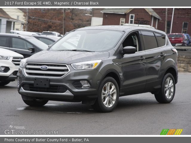 2017 Ford Escape SE 4WD in Magnetic