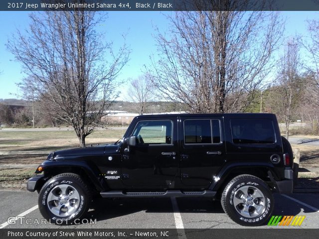 2017 Jeep Wrangler Unlimited Sahara 4x4 in Black