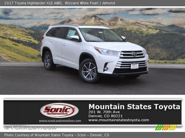 2017 Toyota Highlander XLE AWD in Blizzard White Pearl