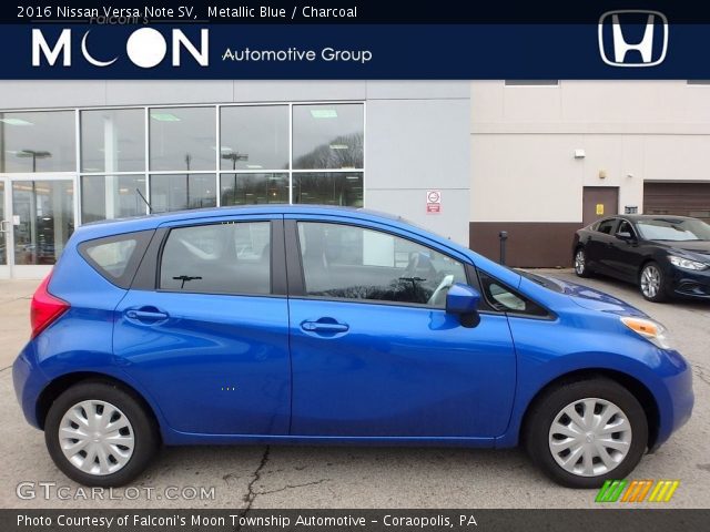 2016 Nissan Versa Note SV in Metallic Blue