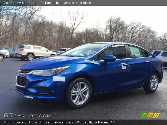 2017 Chevrolet Cruze LT in Kinetic Blue Metallic