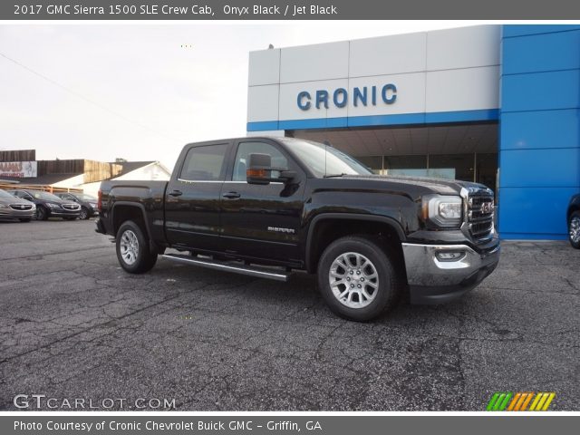 2017 GMC Sierra 1500 SLE Crew Cab in Onyx Black