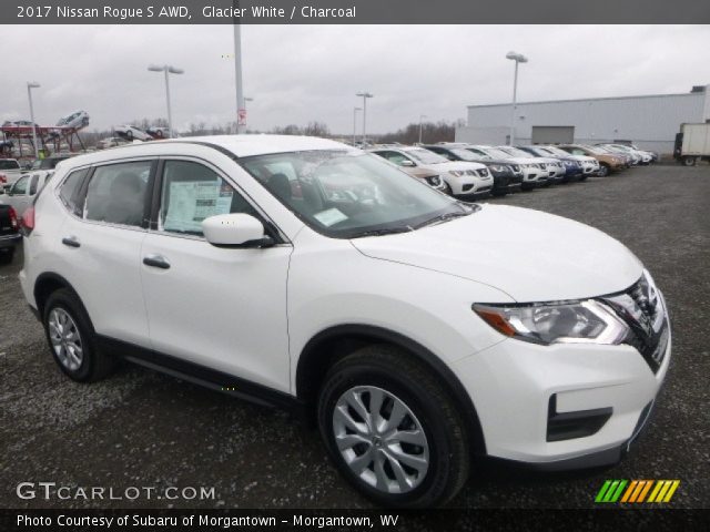 2017 Nissan Rogue S AWD in Glacier White