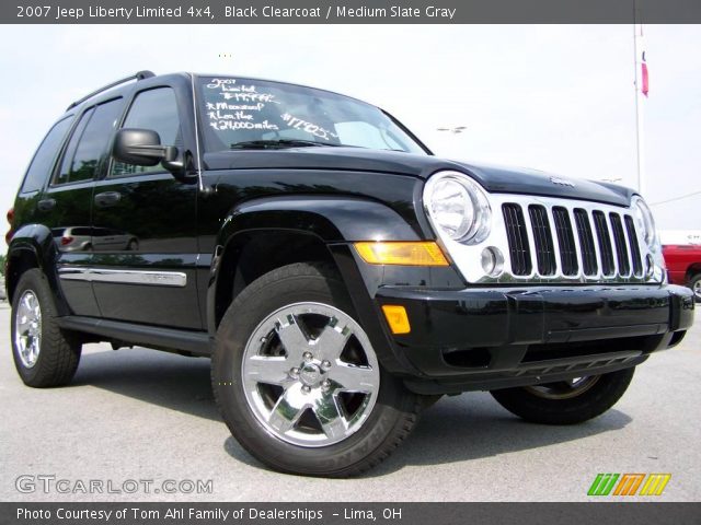 2007 Jeep Liberty Limited 4x4 in Black Clearcoat