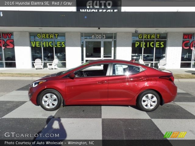 2016 Hyundai Elantra SE in Red