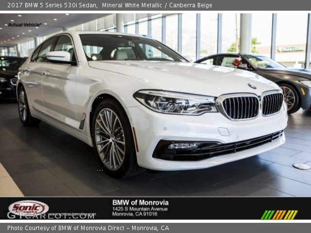 2017 BMW 5 Series 530i Sedan in Mineral White Metallic