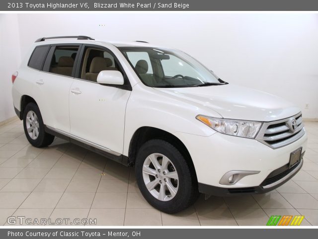 2013 Toyota Highlander V6 in Blizzard White Pearl