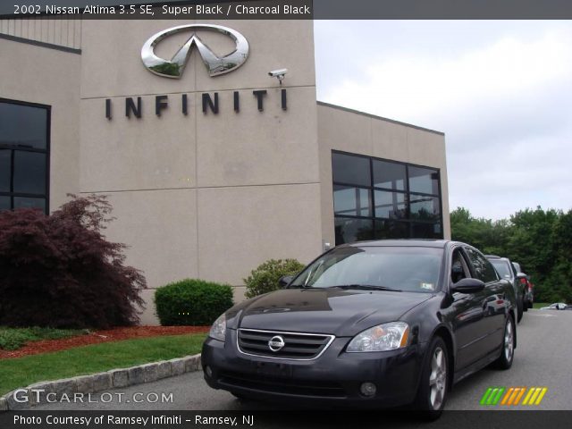 2002 Nissan Altima 3.5 SE in Super Black