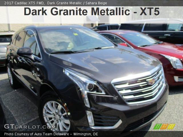 2017 Cadillac XT5 FWD in Dark Granite Metallic