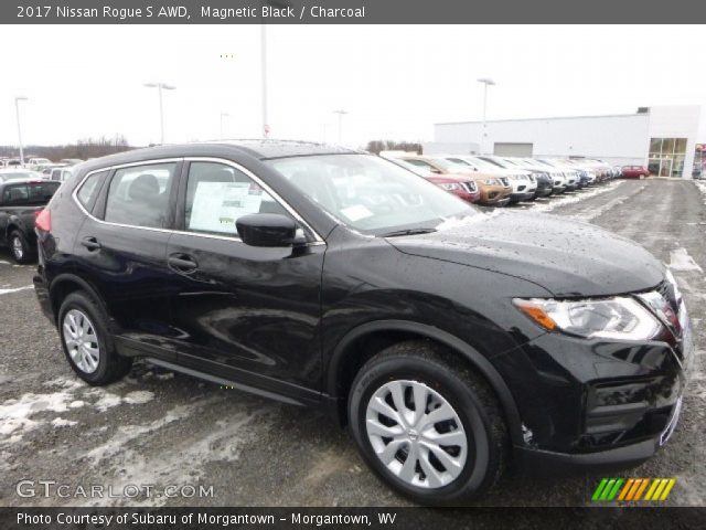2017 Nissan Rogue S AWD in Magnetic Black