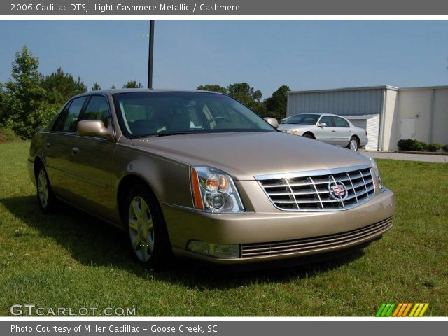 2006 Cadillac DTS  in Light Cashmere Metallic