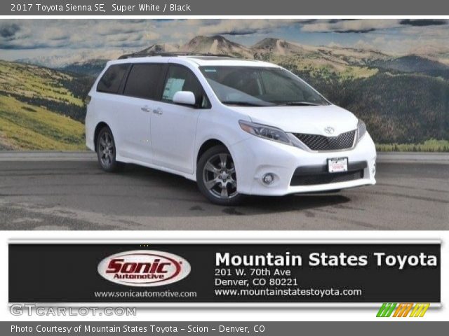 2017 Toyota Sienna SE in Super White