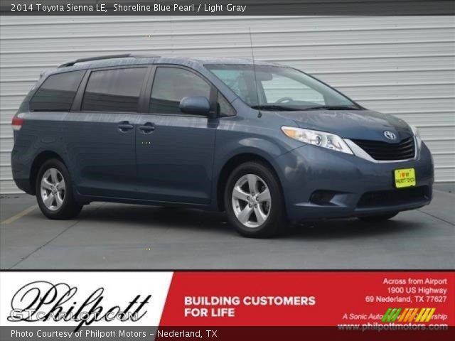 2014 Toyota Sienna LE in Shoreline Blue Pearl