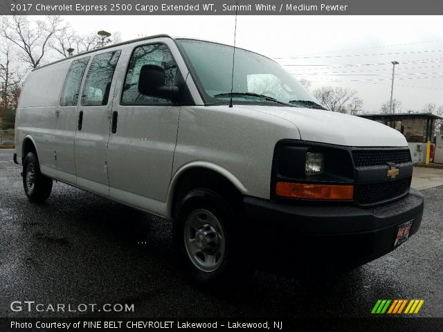 2017 Chevrolet Express 2500 Cargo Extended WT in Summit White