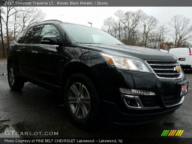 2017 Chevrolet Traverse LT in Mosaic Black Metallic